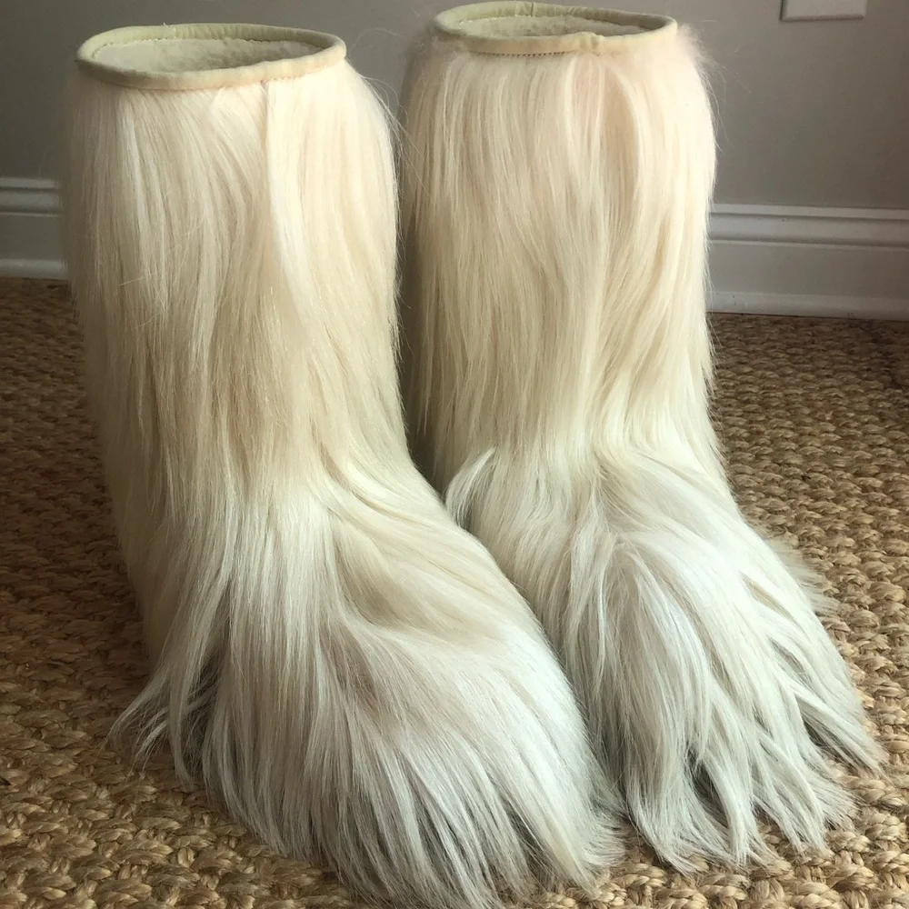 New: Vintage 90’s Yeti Goat Hair and Wool Boots. Size 41